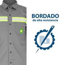 Cargar imagen en el visor de la galería, Camisa casual para despachador de gasolinera BP México.
